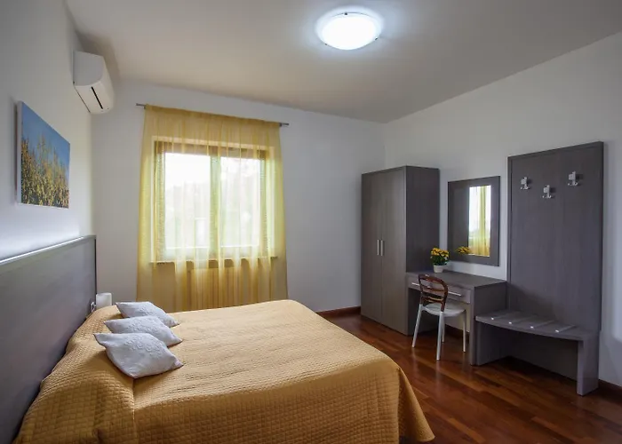 Fiori Del Conero Lantgård *