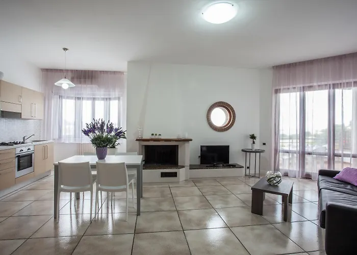 Fiori Del Conero Lantgård